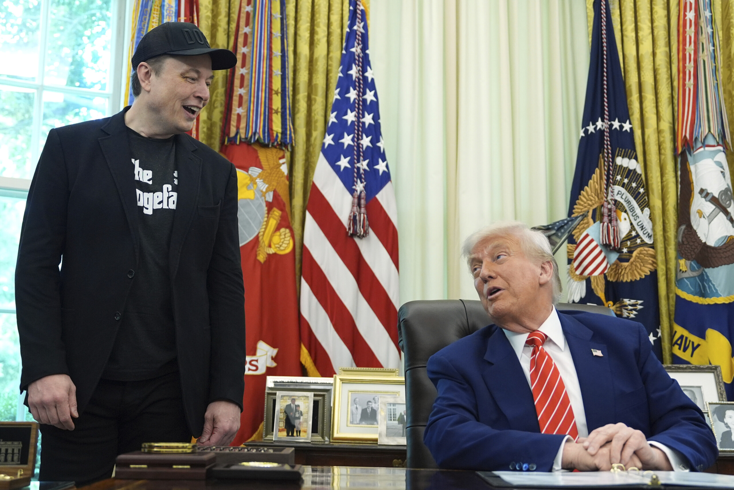 etats unis wsj apres des attaques contre la loi de depenses trump perd patience avec musk scaled