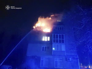 ukraine 5 morts apres un raid de drones russes a tchernihiv un enfant parmi les victimes