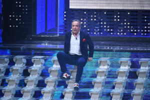 theatre enrico montesano fete ses 80 ans et annonce une nouvelle tournee