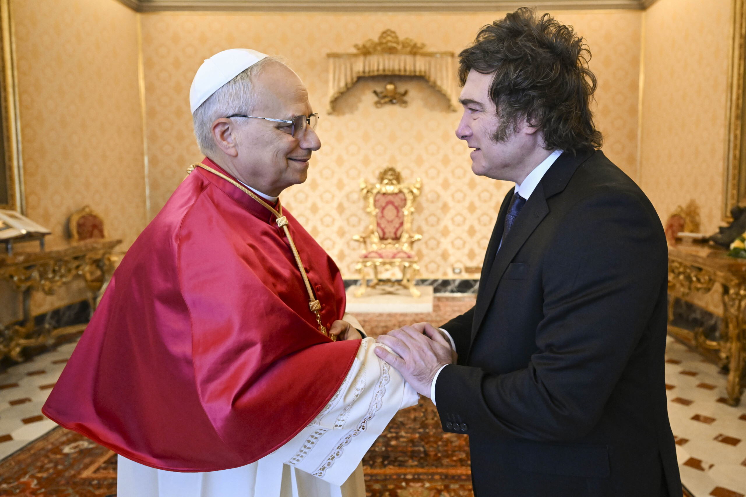 vatican le pape leon xiv recoit milei engagement urgent en faveur de la paix scaled