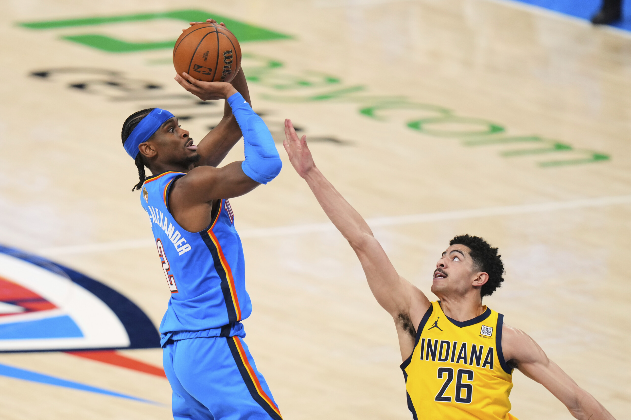 Finales NBA : Oklahoma bat Indiana dans le deuxième match, la série est à égalité 1 finales nba oklahoma bat indiana dans le deuxieme match la serie est a egalite scaled