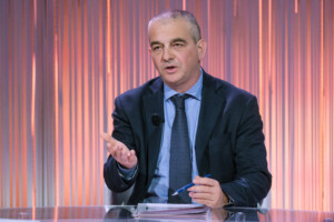 referendum fazzolari le gouvernement en sort renforce la gauche encore plus affaiblie
