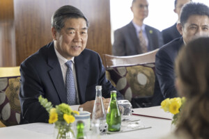droits de douane chine des progres avec les etats unis il faudra renforcer la cooperation