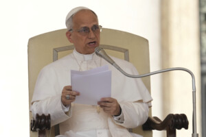 le pape leon xiv je prie pour les victimes de la tragedie survenue a lecole de graz