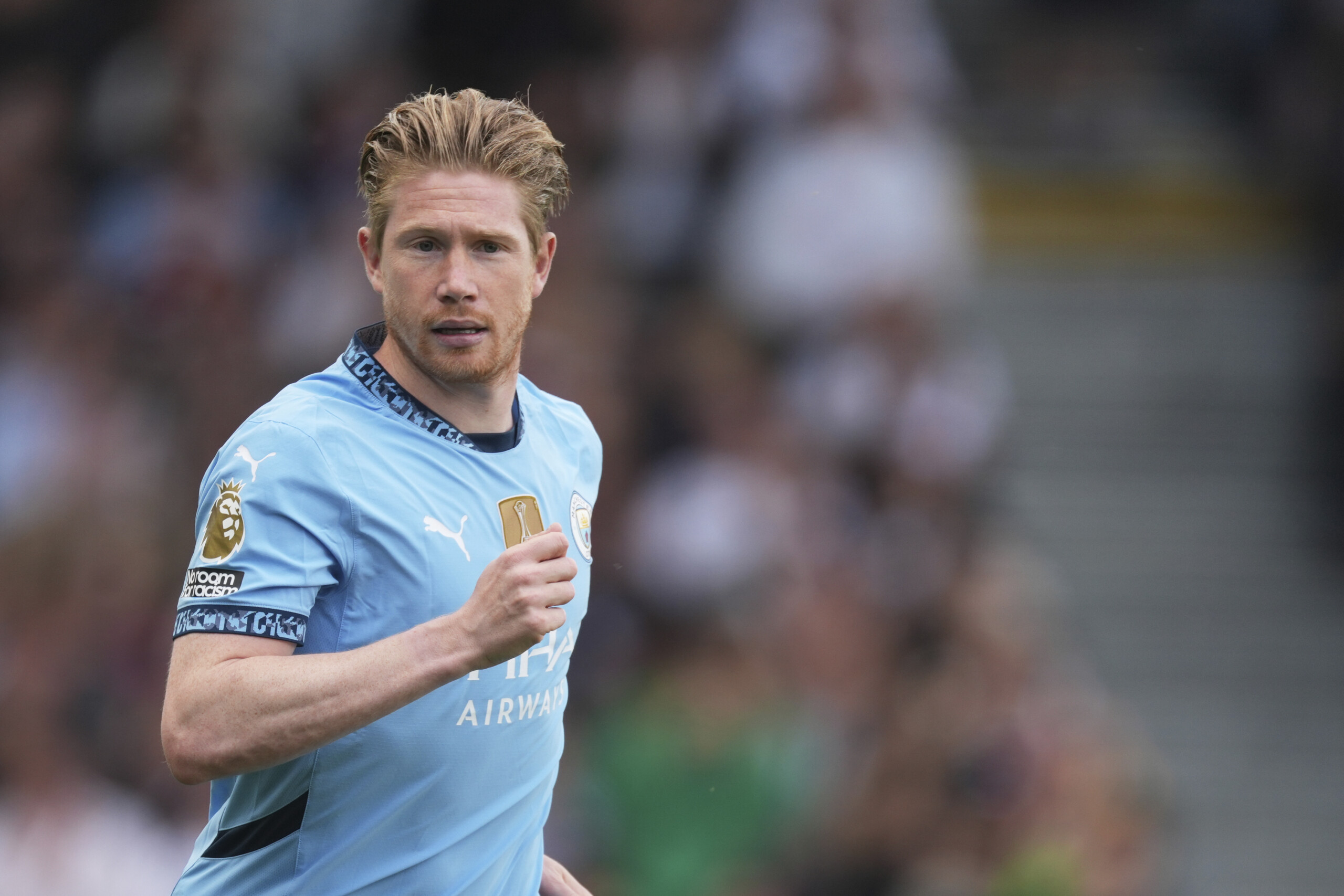 football les supporters de naples en liesse pour les examens medicaux de de bruyne a rome scaled