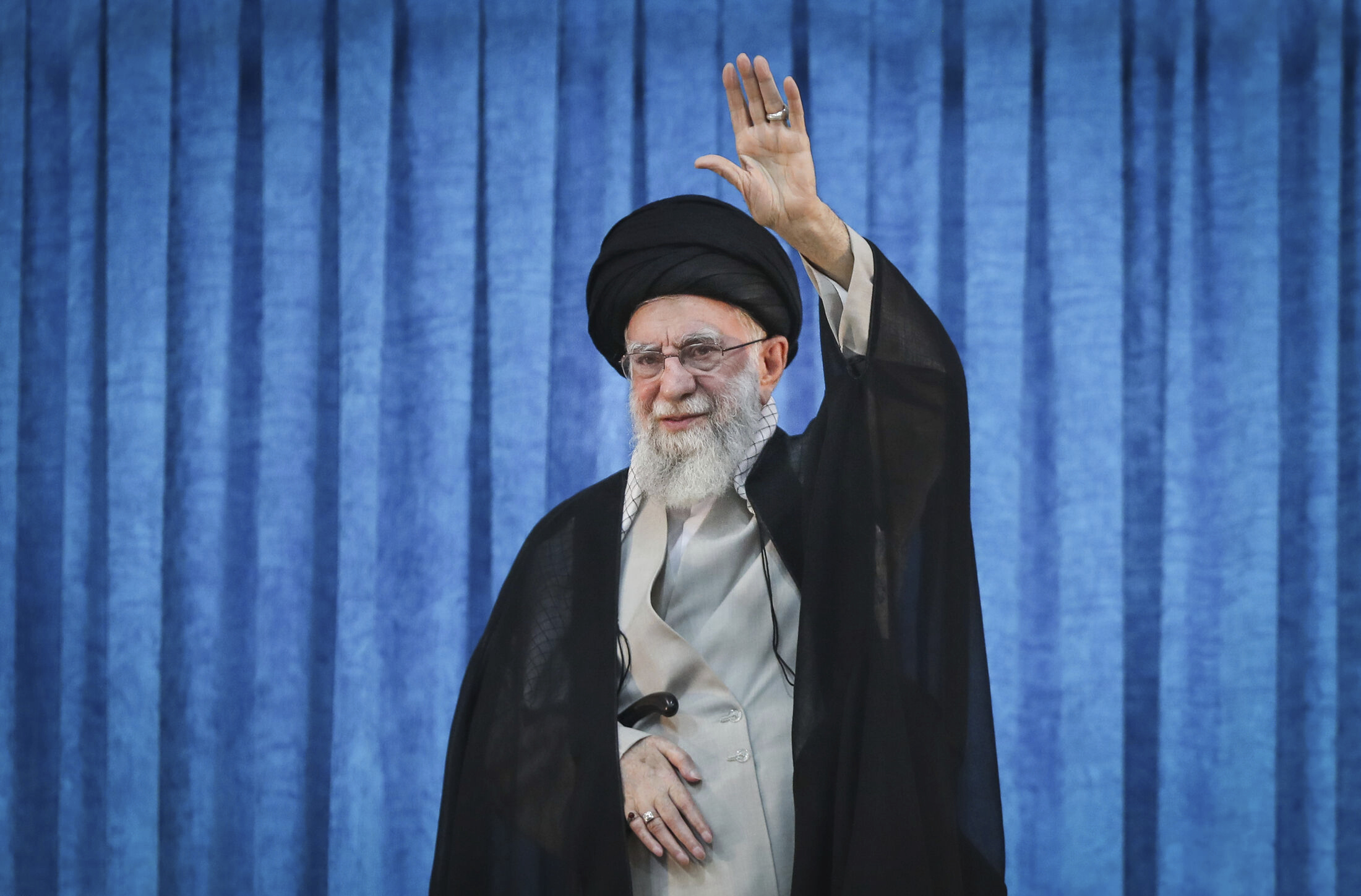 iran khamenei les attaques israeliennes ne resteront pas sans consequences graves