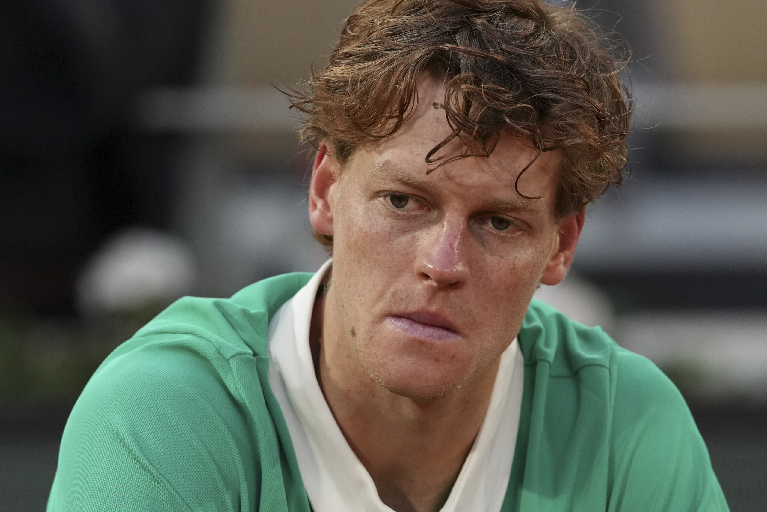 tennis sinner repart de halle pret pour un nouveau defi sur gazon scaled