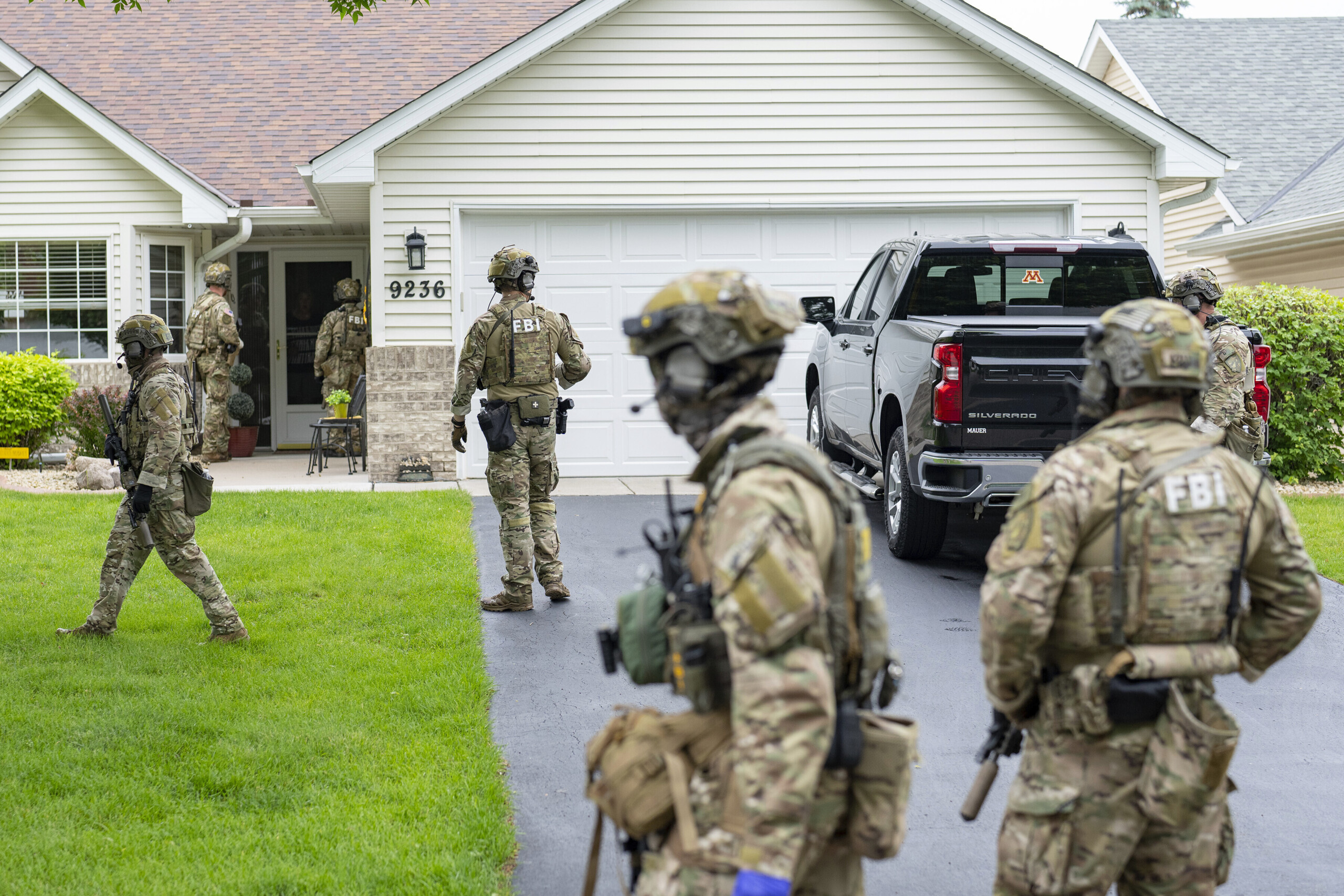 etats unis arrestation du presume assassin des parlementaires du minnesota scaled