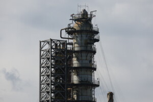 iran le prix du petrole continue daugmenter apres laffrontement avec israel