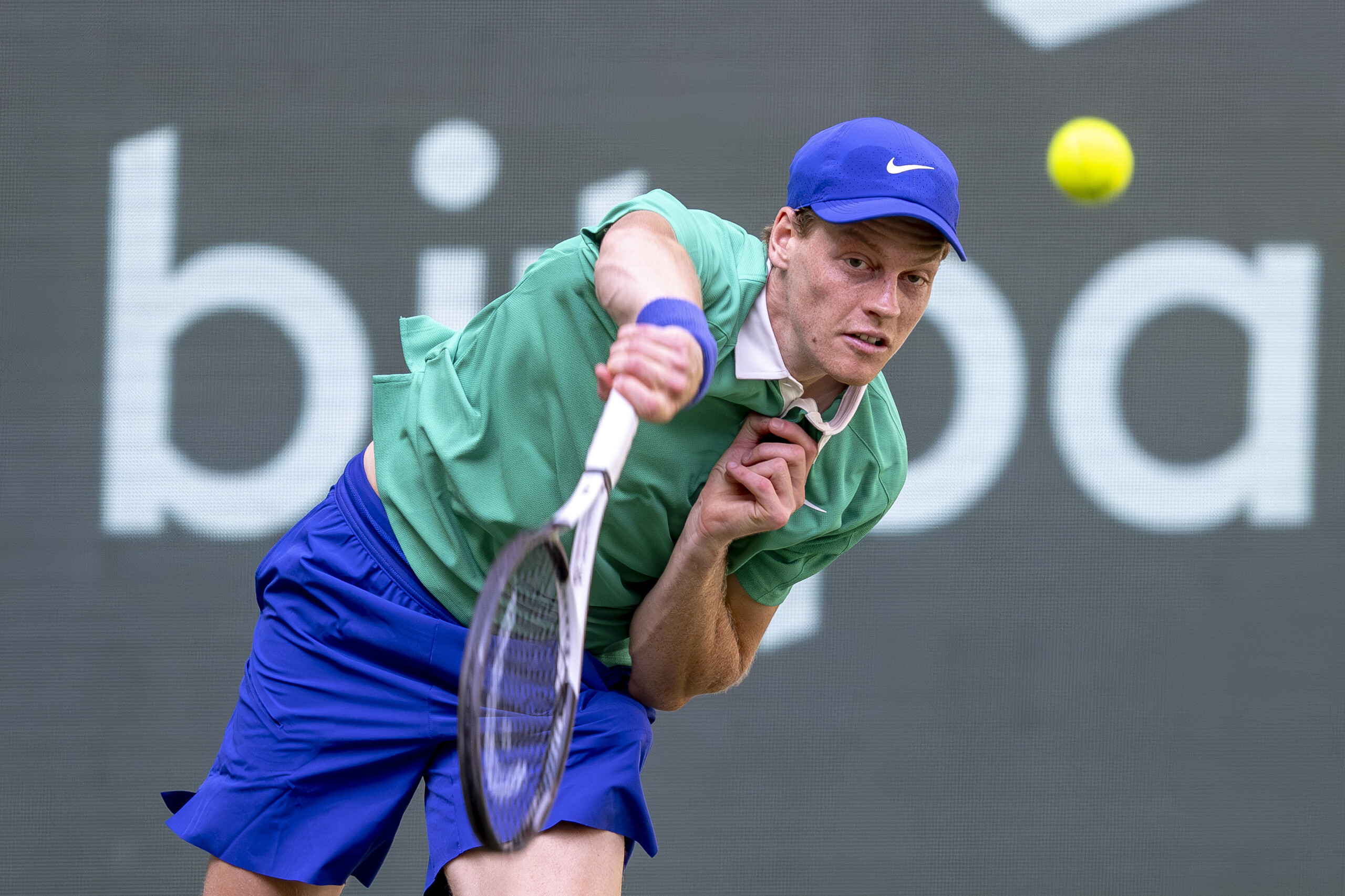 atp halle sinner bat hanfmann pour ses debuts scaled