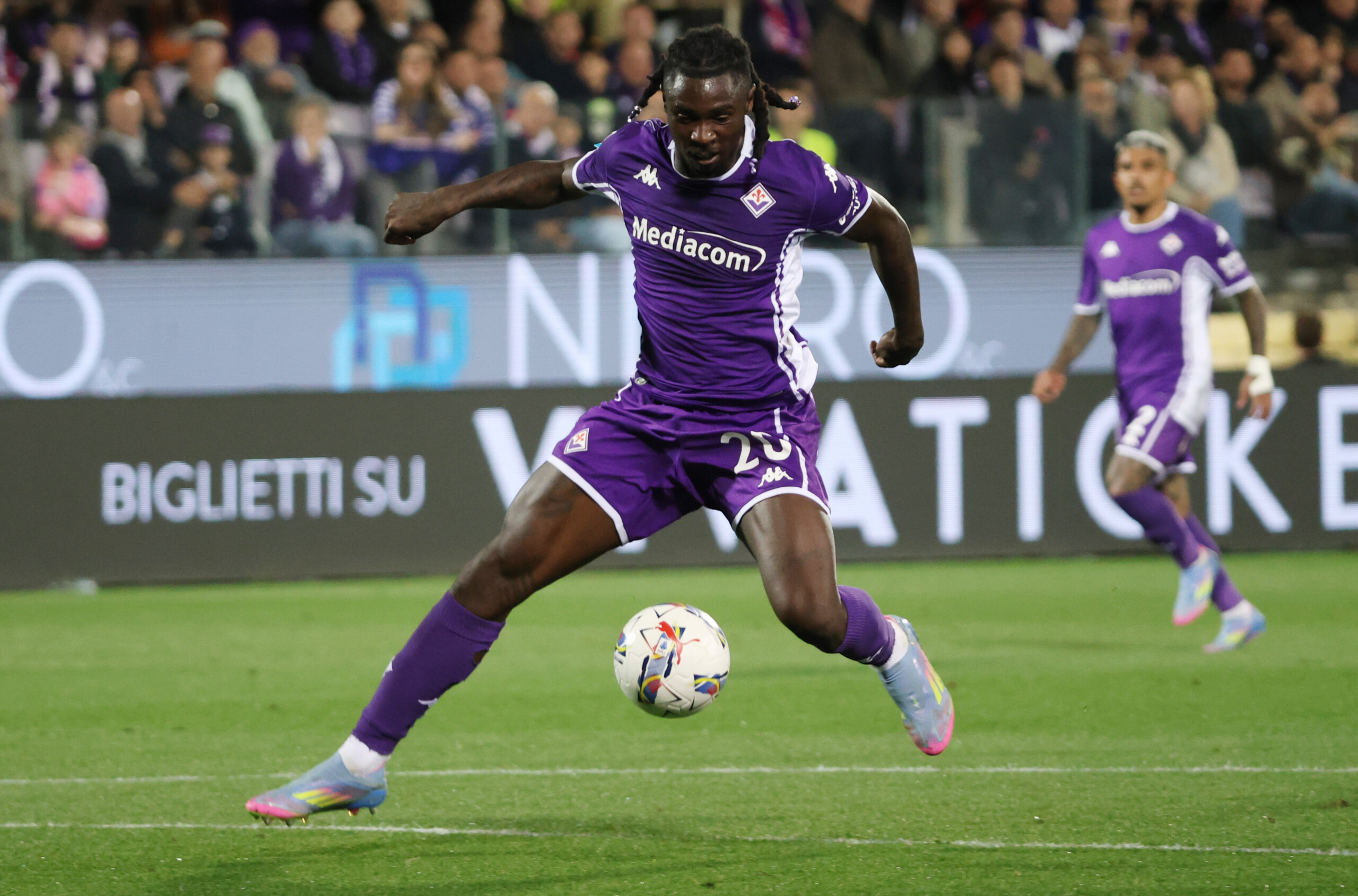 fiorentina disputera un match amical a old trafford contre manchester united le 9 aout scaled