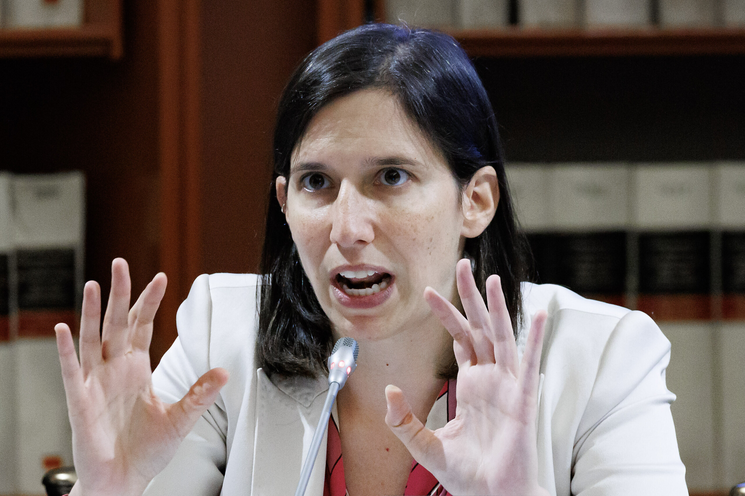 separation des carrieres schlein une approche ideologique et vindicative de la droite scaled