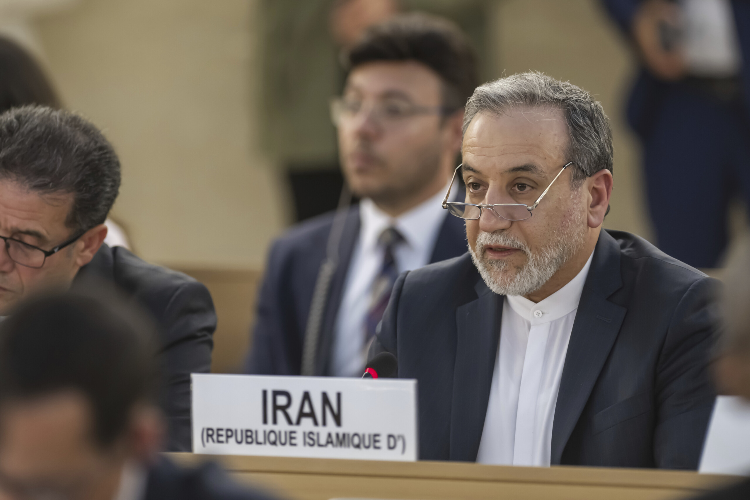 iran ministre des affaires etrangeres si les etats unis attaquent nous ferons de meme scaled