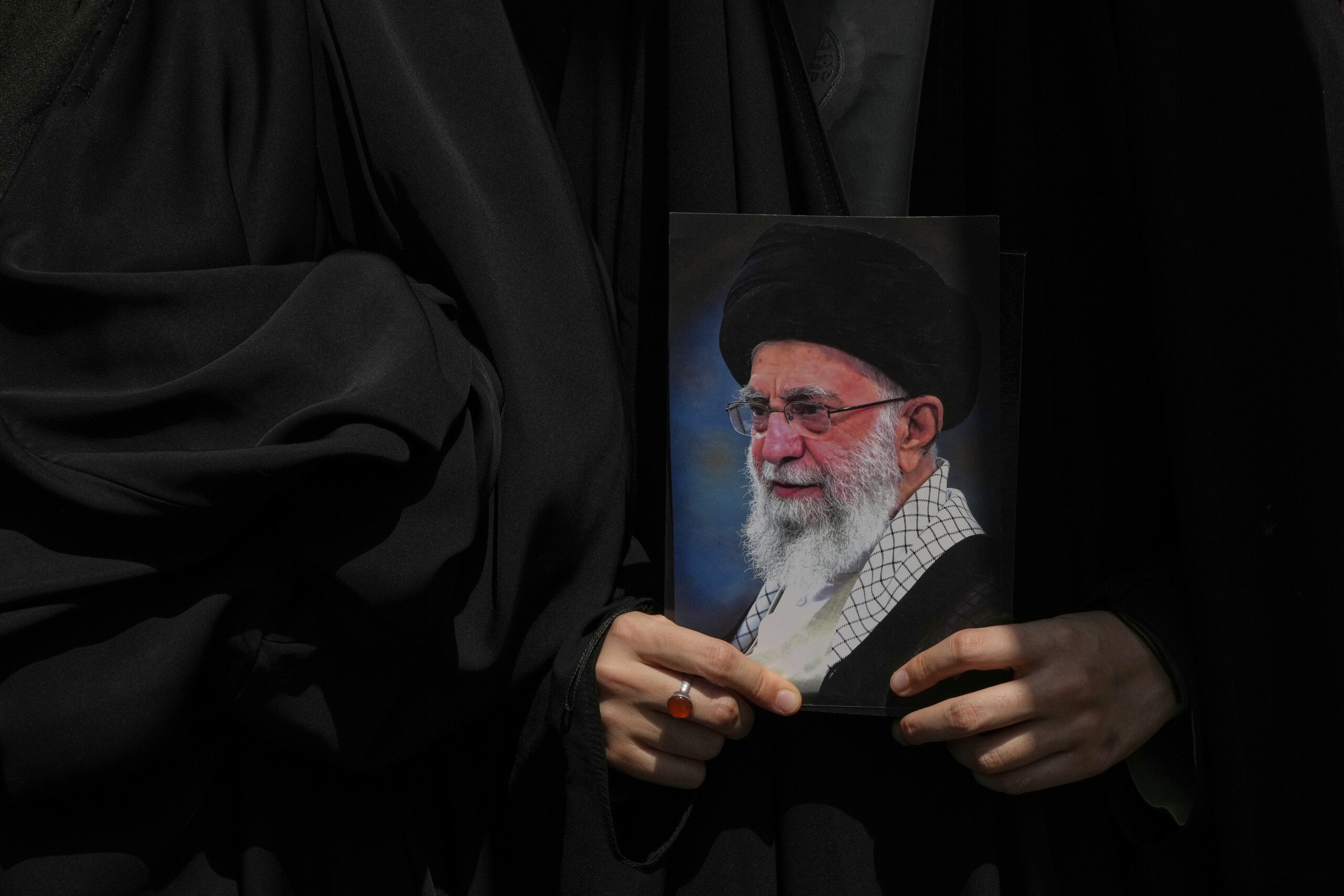 iran nyt khamenei a nomme trois religieux comme successeurs potentiels scaled