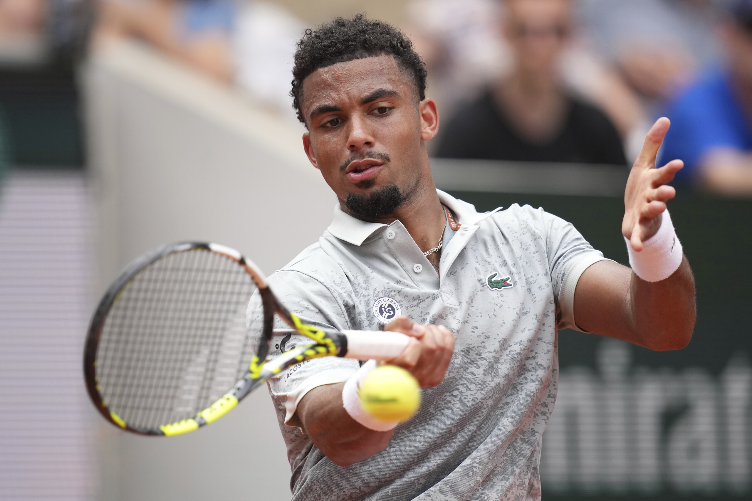 wimbledon fils contraint dabandonner scaled