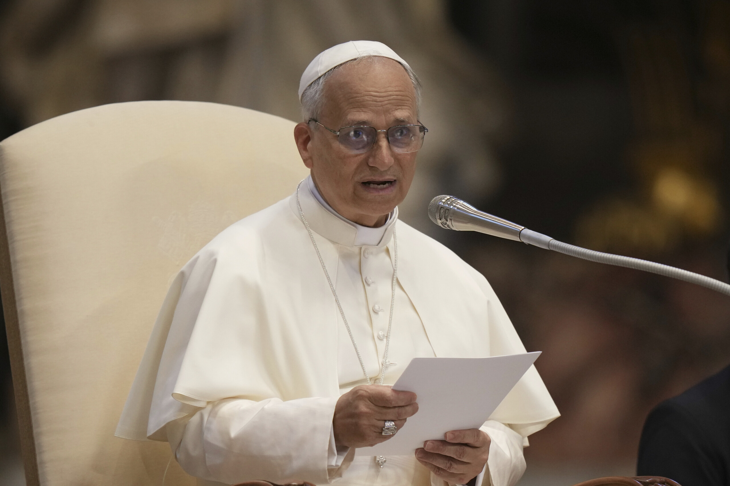 pape leon xiv le coeur saigne pour lukraine gaza et le moyen orient scaled