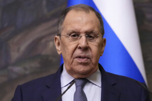 ukraine lavrov loccident ne parviendra pas a vaincre la russie en utilisant kiev comme belier