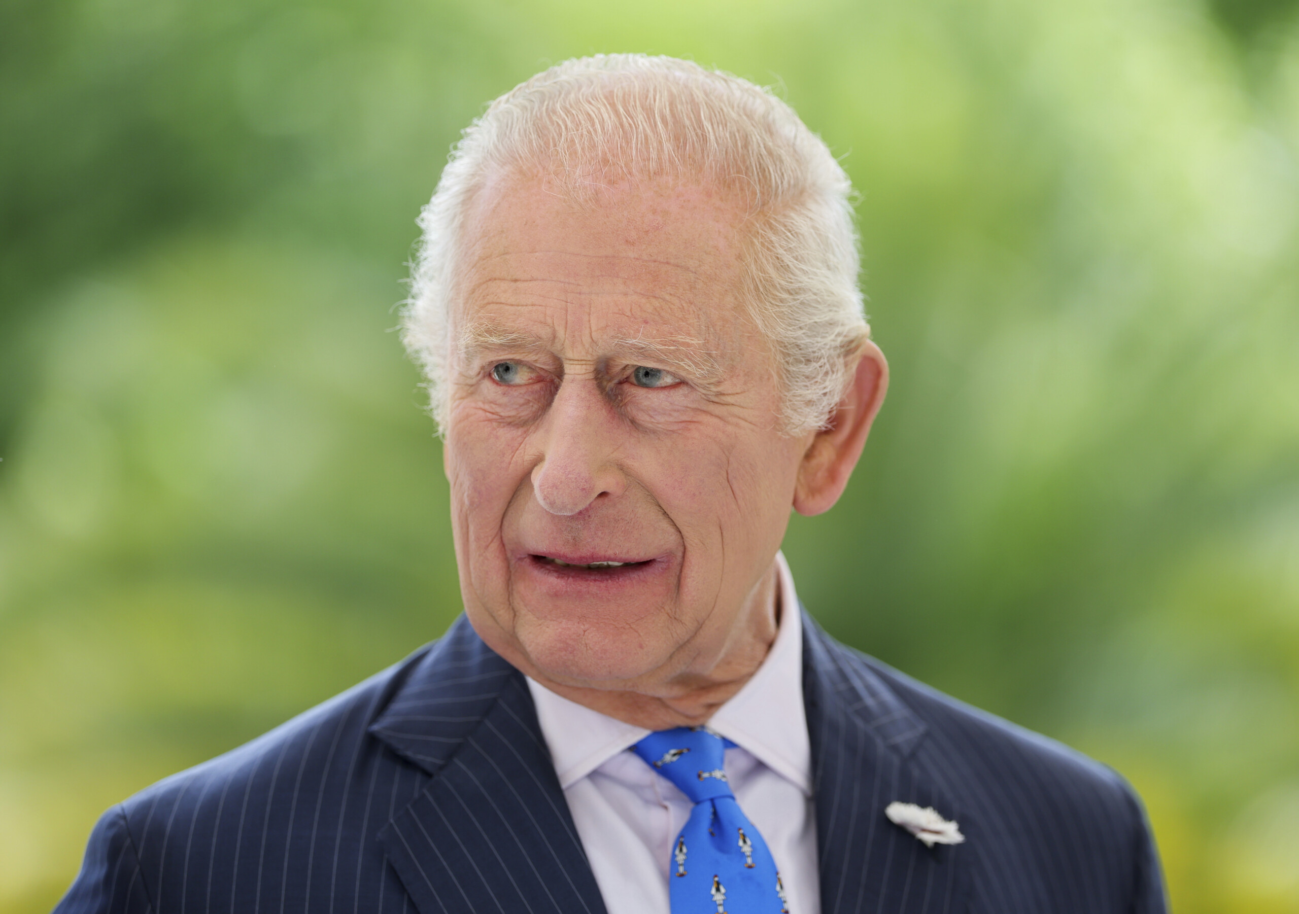 royaume uni le roi charles veut harry meghan et ses petits enfants a ses funerailles scaled