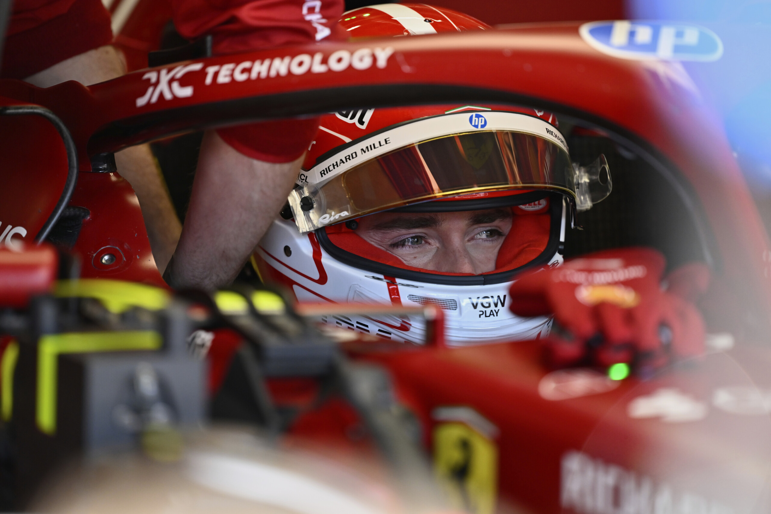 f1 leclerc les podiums donnent confiance ferrari sameliore mais ce nest pas suffisant scaled