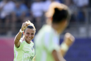 football championnat deurope feminin litalie bat la belgique 1 0 lors de son premier match
