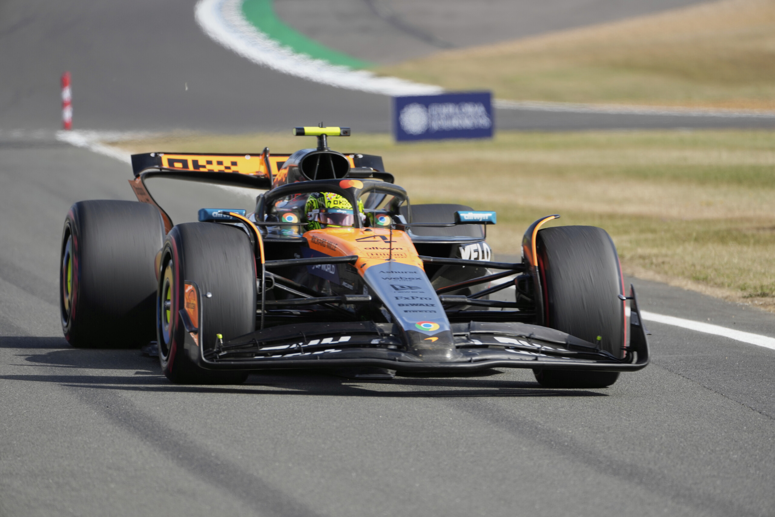 f1 gp de grande bretagne norris devant leclerc et hamilton en fp2 scaled