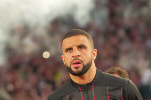 football burnley walker officiellement recrute en provenance de manchester city