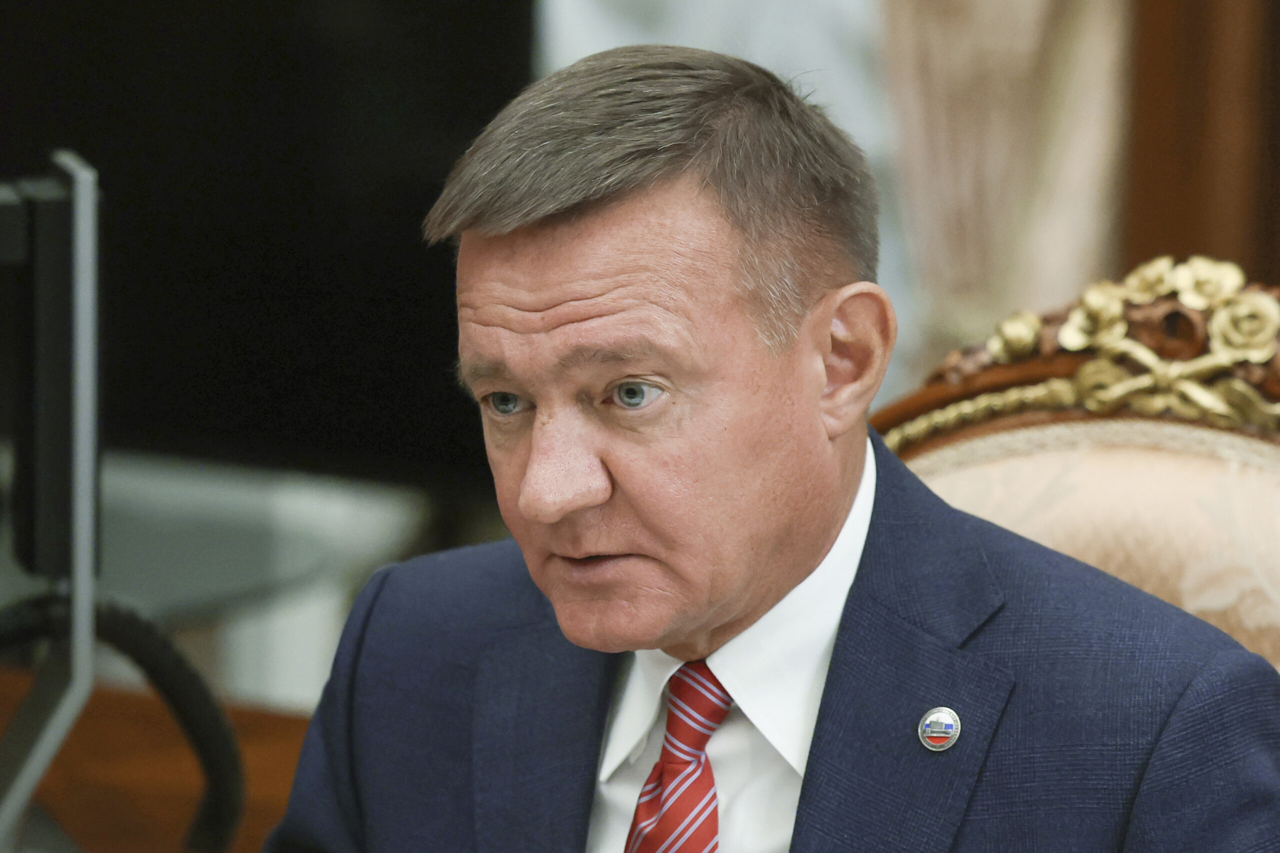 russie le ministre des transports destitue sest suicide scaled