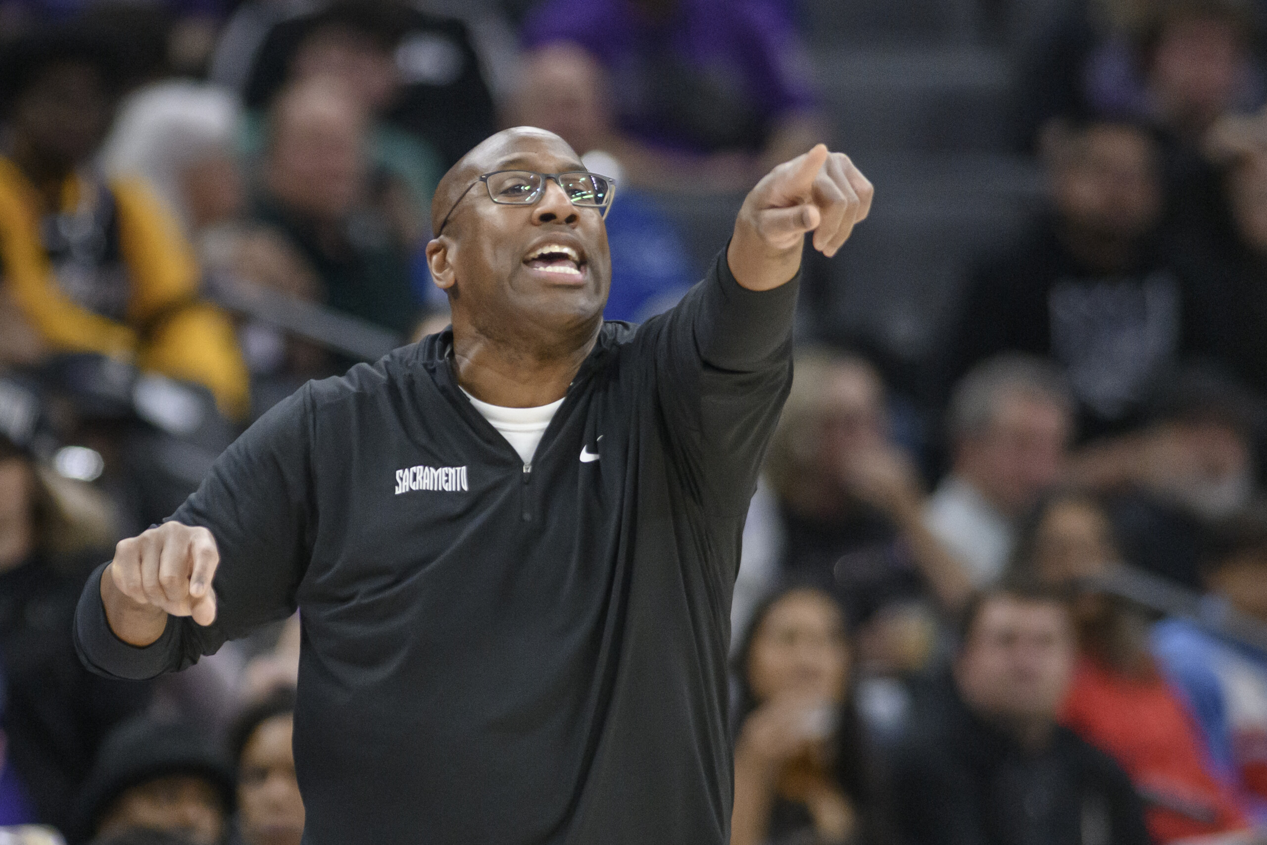 nba mike brown nouveau coach de new york banchero renouvelle son contrat avec orlando scaled