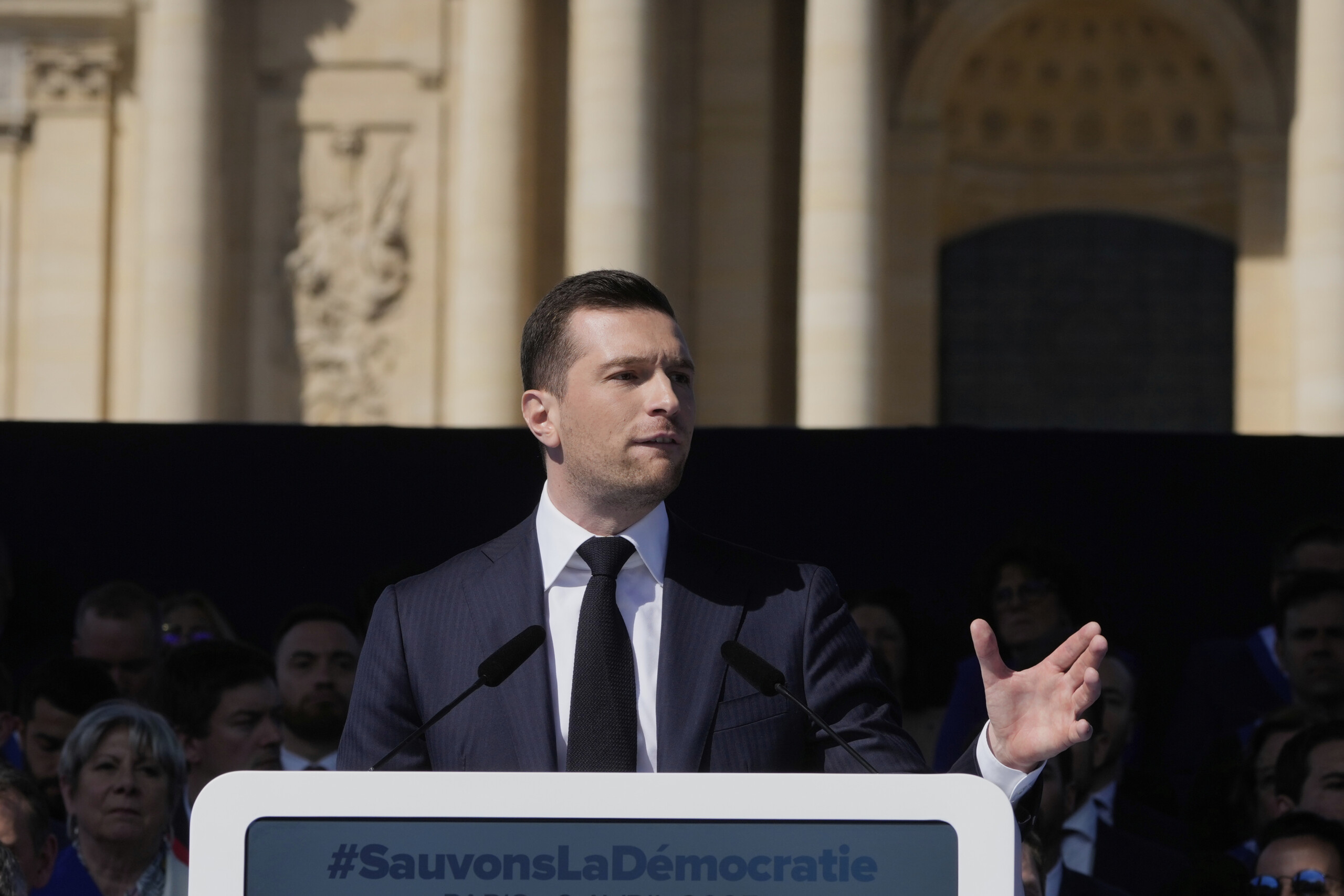france bardella perquisition au siege du rn cest du harcelement scaled