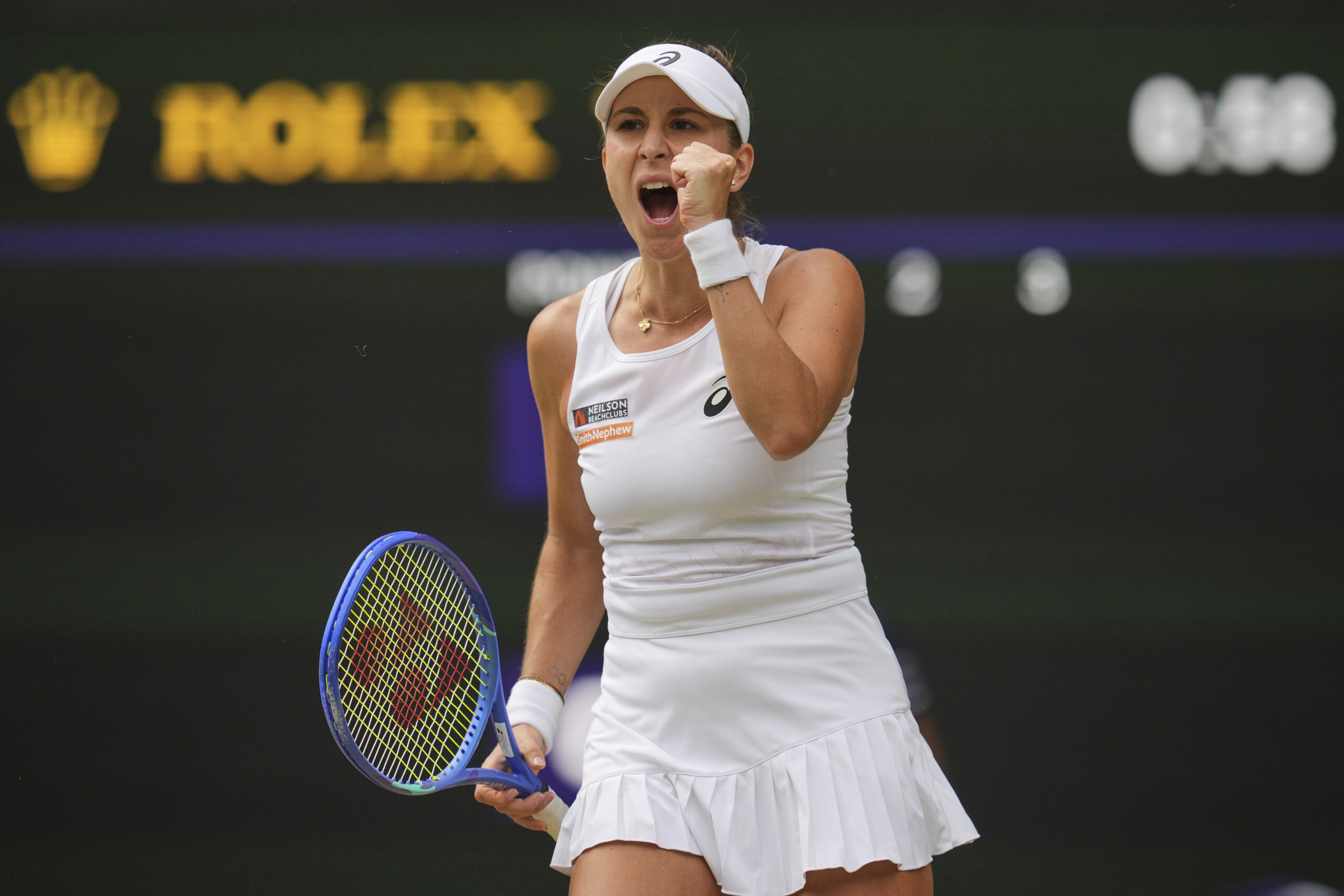 wimbledon la veterante bencic surprend ladolescente andreeva et se retrouve en demi finale scaled