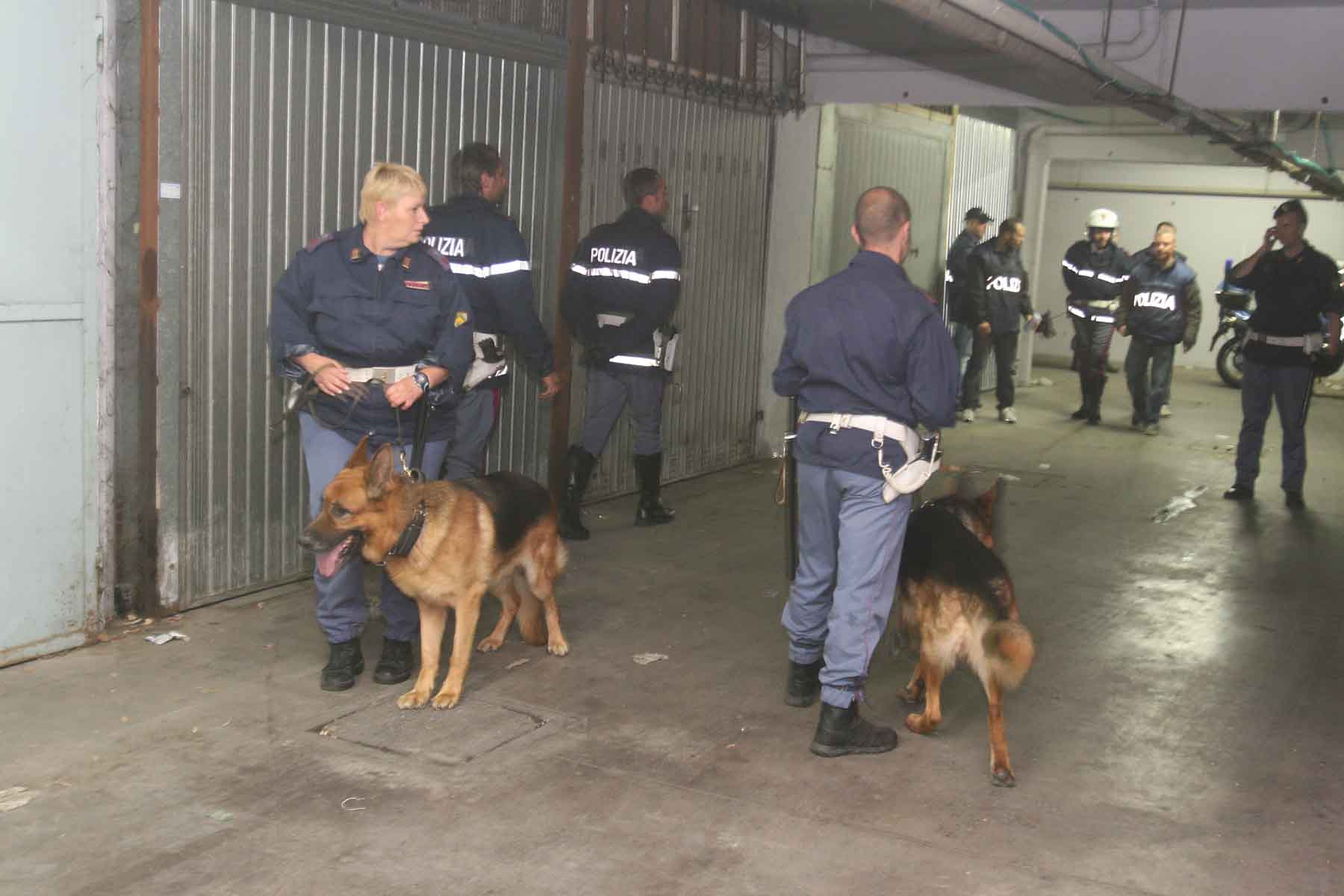 naples operation anti camorra 25 mesures preventives