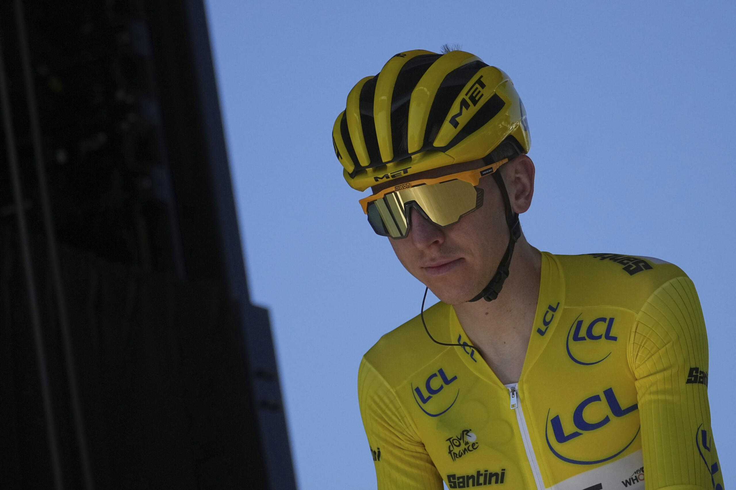 tour de france pogacar remporte la septieme etape et reprend le maillot jaune scaled