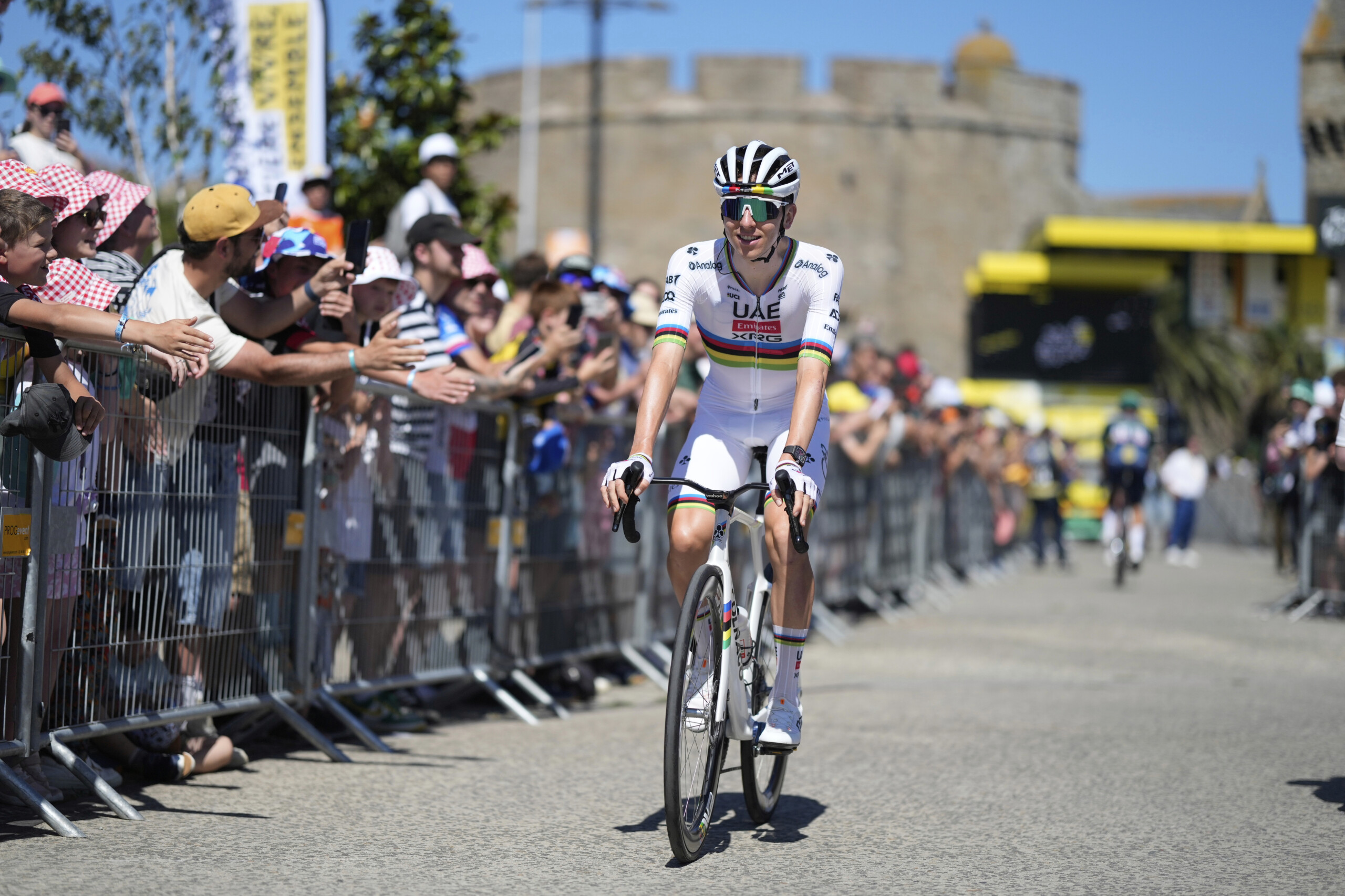tour de france pogacar tout est parfait cette victoire est pour almeida scaled