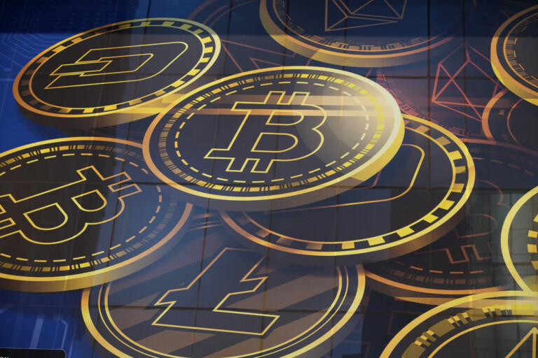 cryptomonnaies le bitcoin senvole et depasse les 120 000 dollars