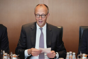 droits de douane berlin lobjectif prioritaire est de trouver une solution avec les etats unis