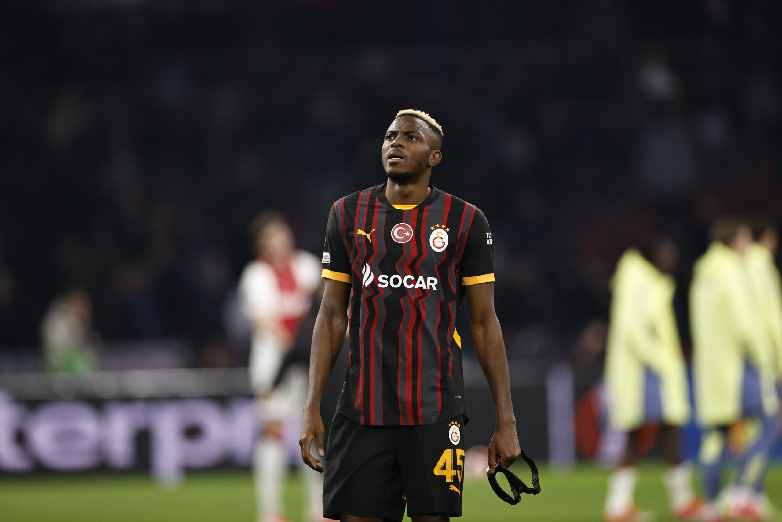 naples debut des tests physiques osimhen envoie son certificat medical scaled