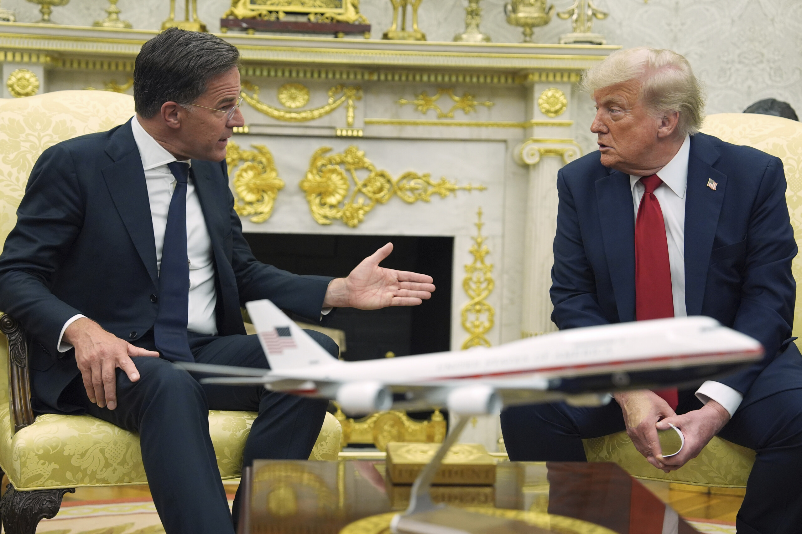trump poutine je ne dis pas que cest un assassin mais cest un dur a cuire scaled