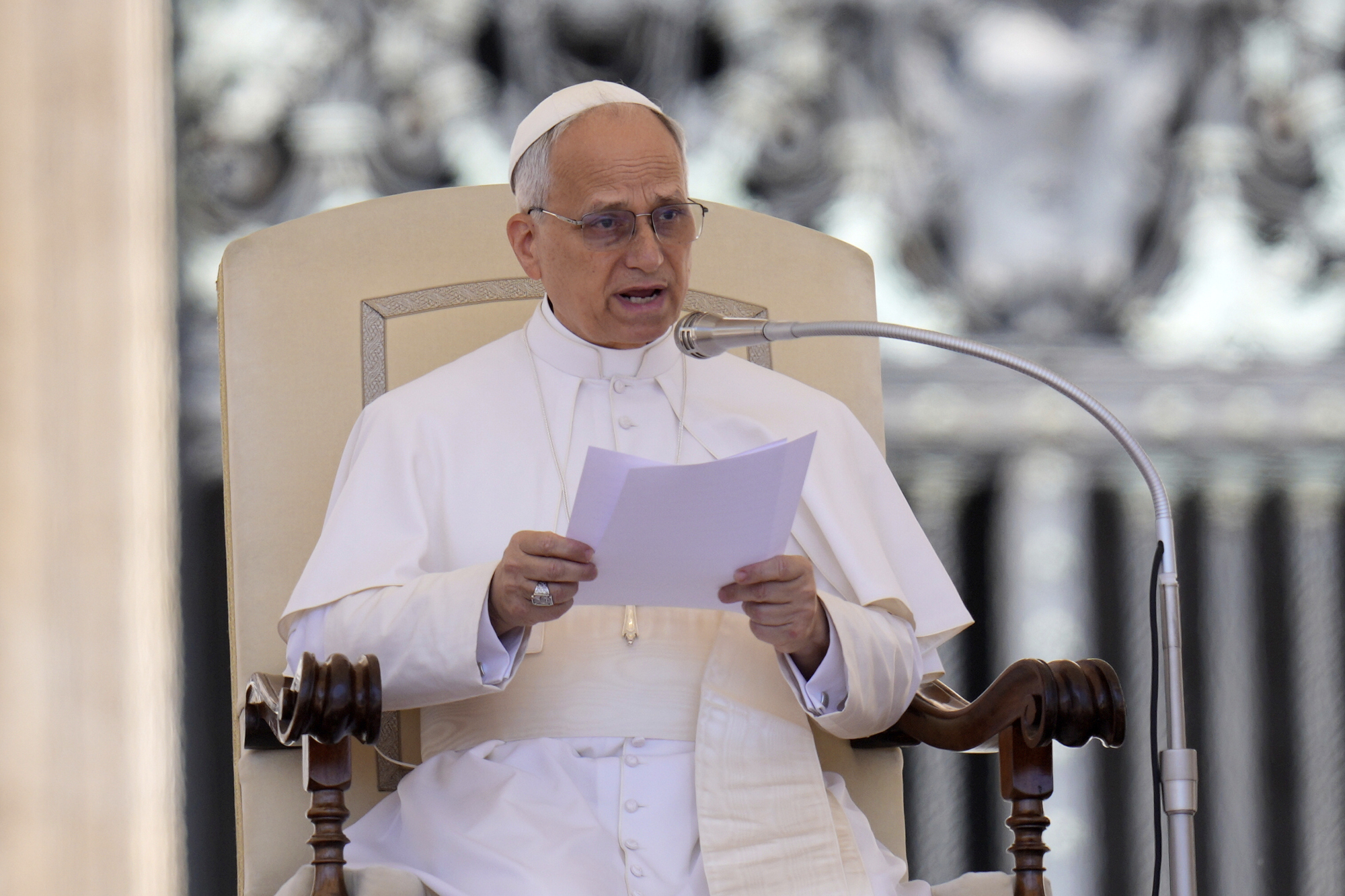 moyen orient le pape appelle pizzaballa halte aux massacres a gaza