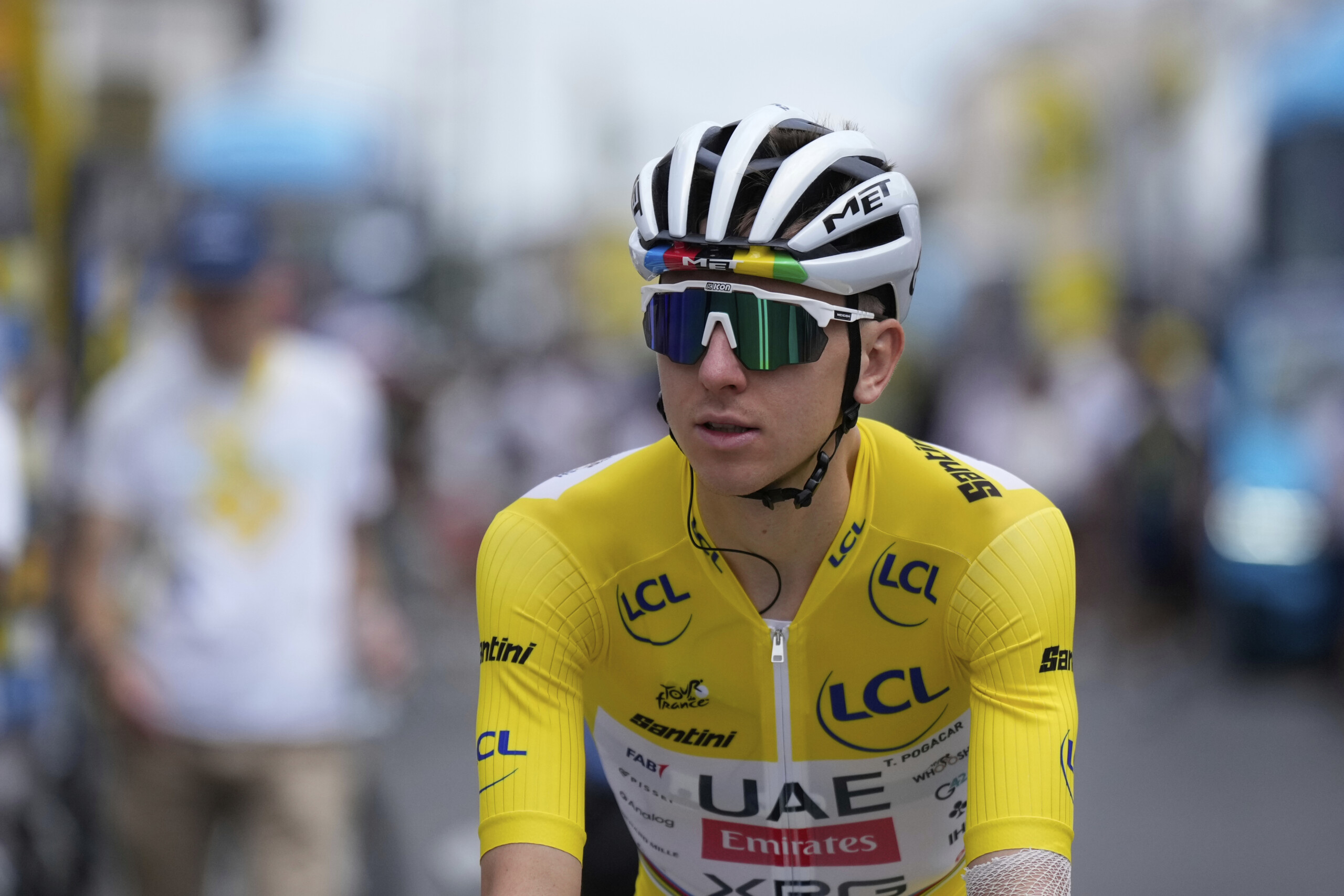tour de france wellens remporte letape de carcassonne pogacar conserve le maillot jaune scaled