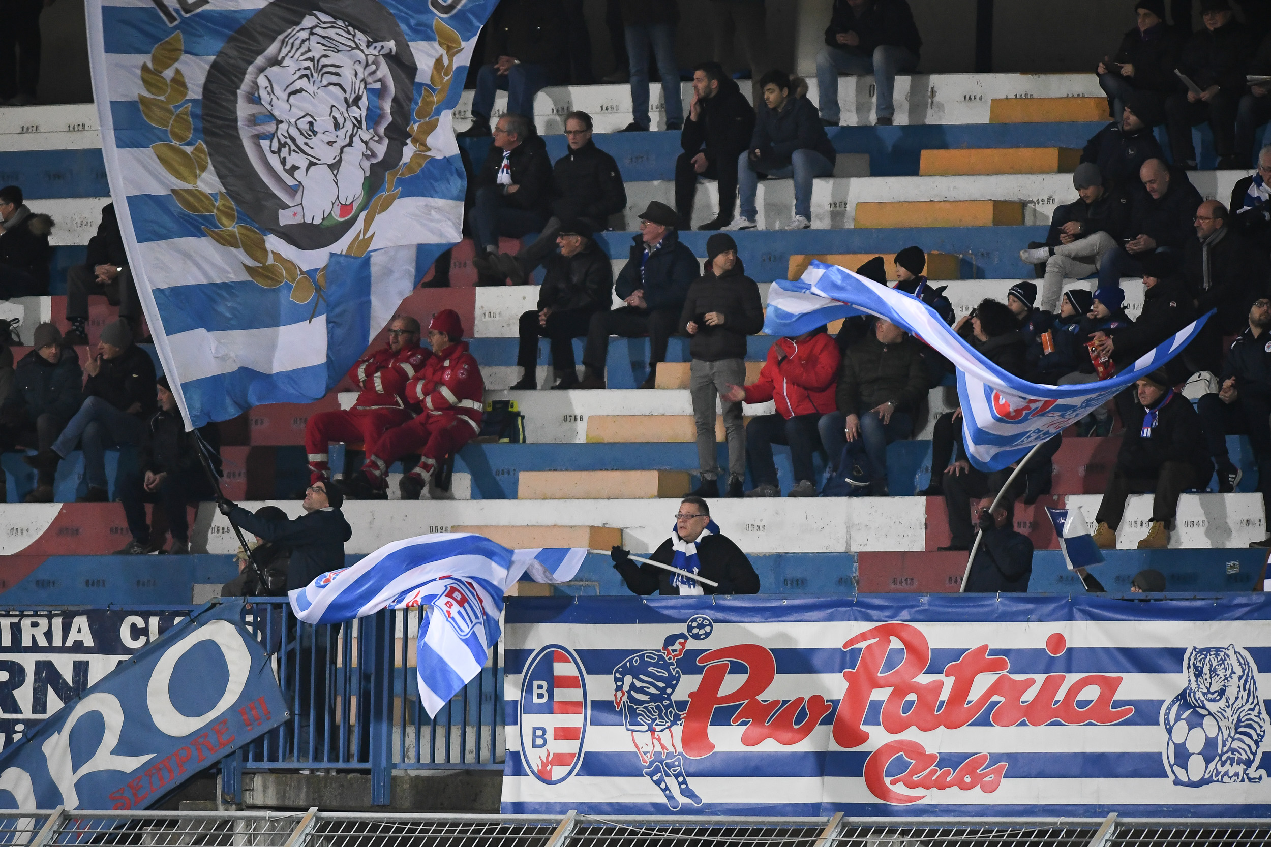 football aurora pro patria inter u23 et ravenna admis en serie c
