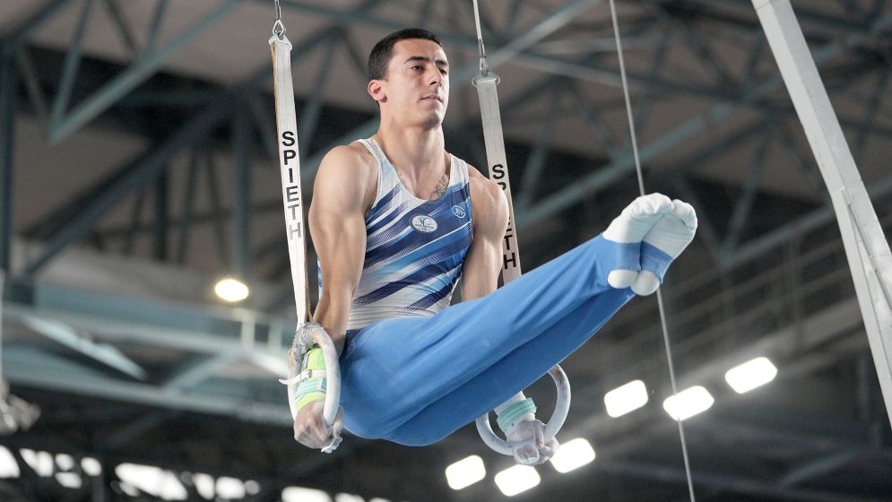 gymnastique lorenzo bonicelli dans le coma apres une chute aux anneaux aux universiades dessen