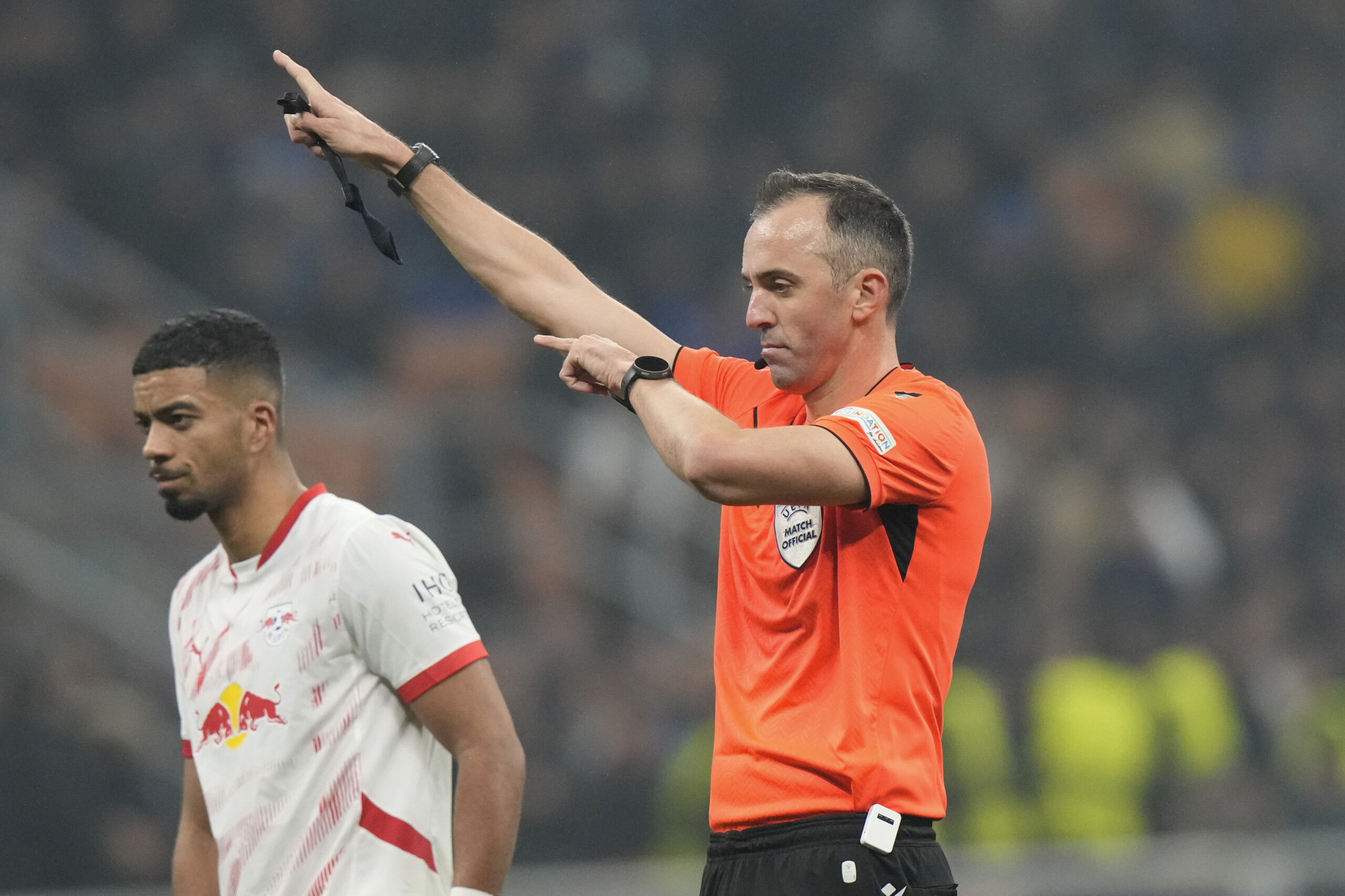 football le portugais pinheiro arbitrera la finale de la supercoupe de luefa psg tottenham scaled
