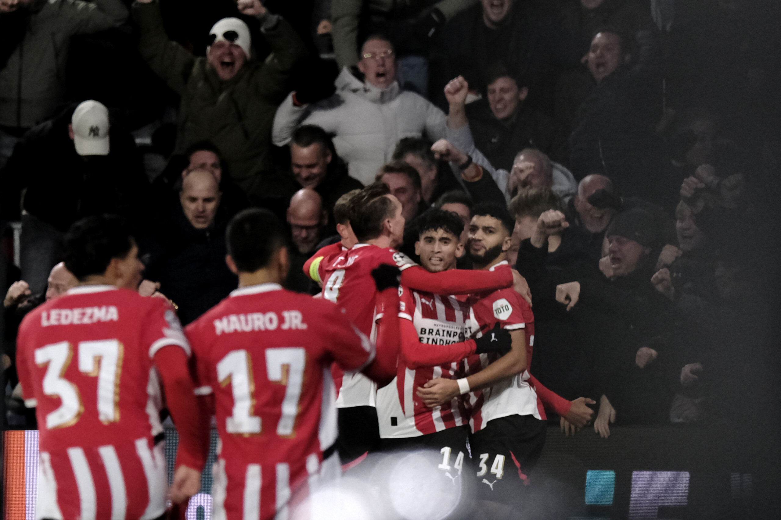 football le psv remporte la supercoupe des pays bas 2 1 contre les g a eagles scaled