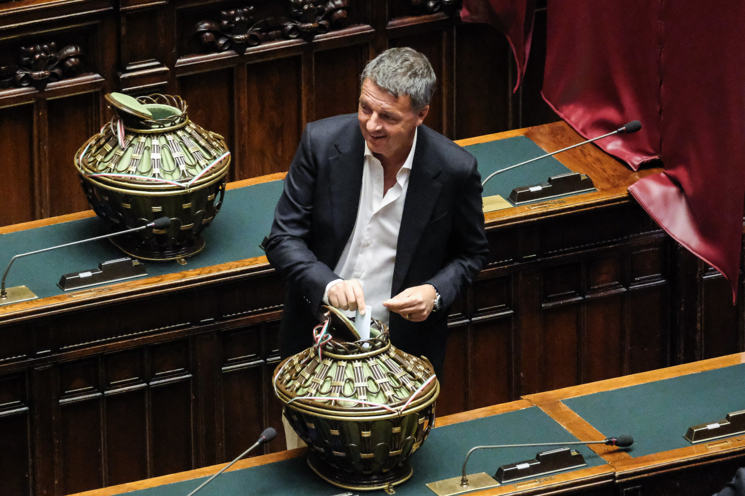 affaire almasri renzi le gouvernement raconte nimporte quoi et meloni fait la belle scaled