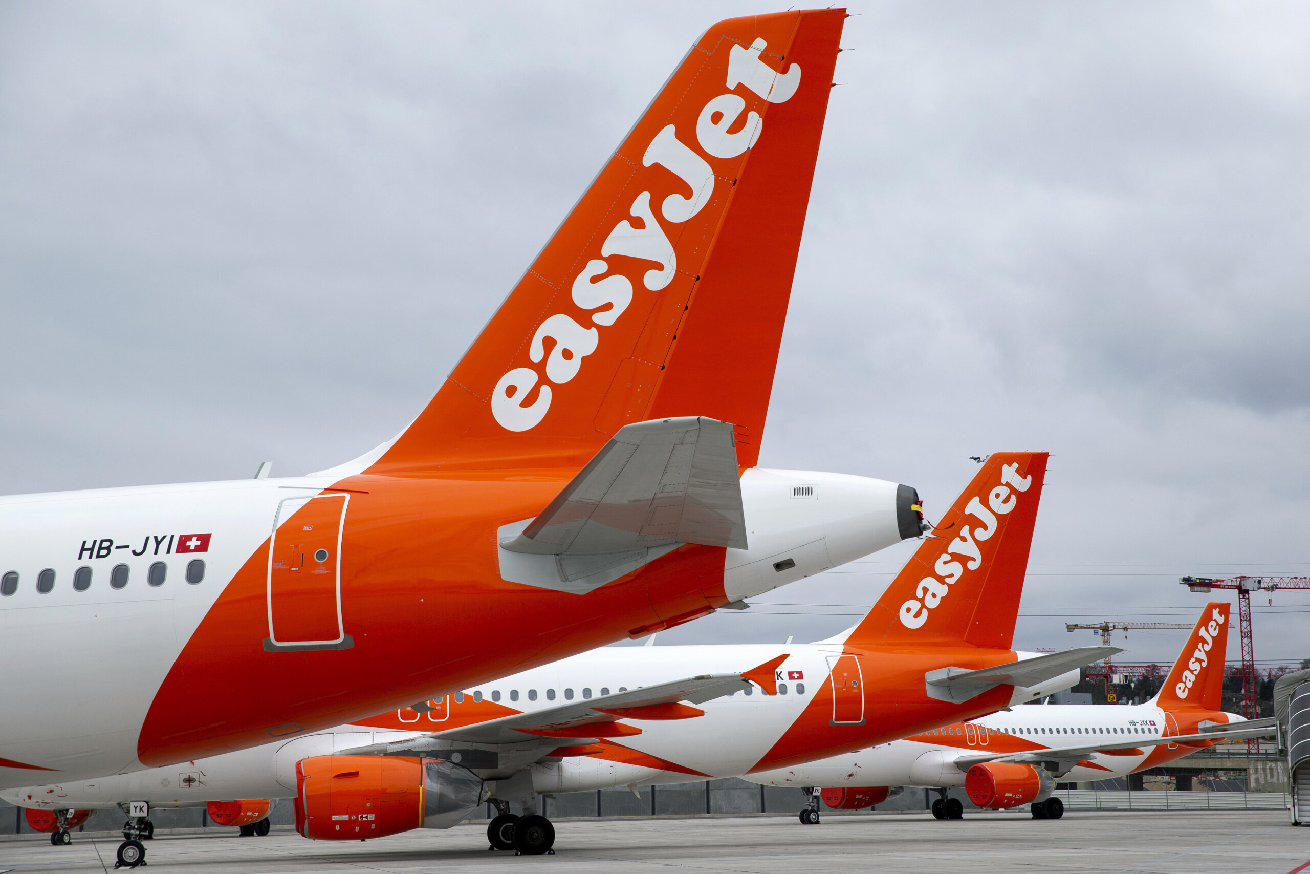 brindisi fumee dans la cabine atterrissage durgence pour un vol direct vers la france scaled