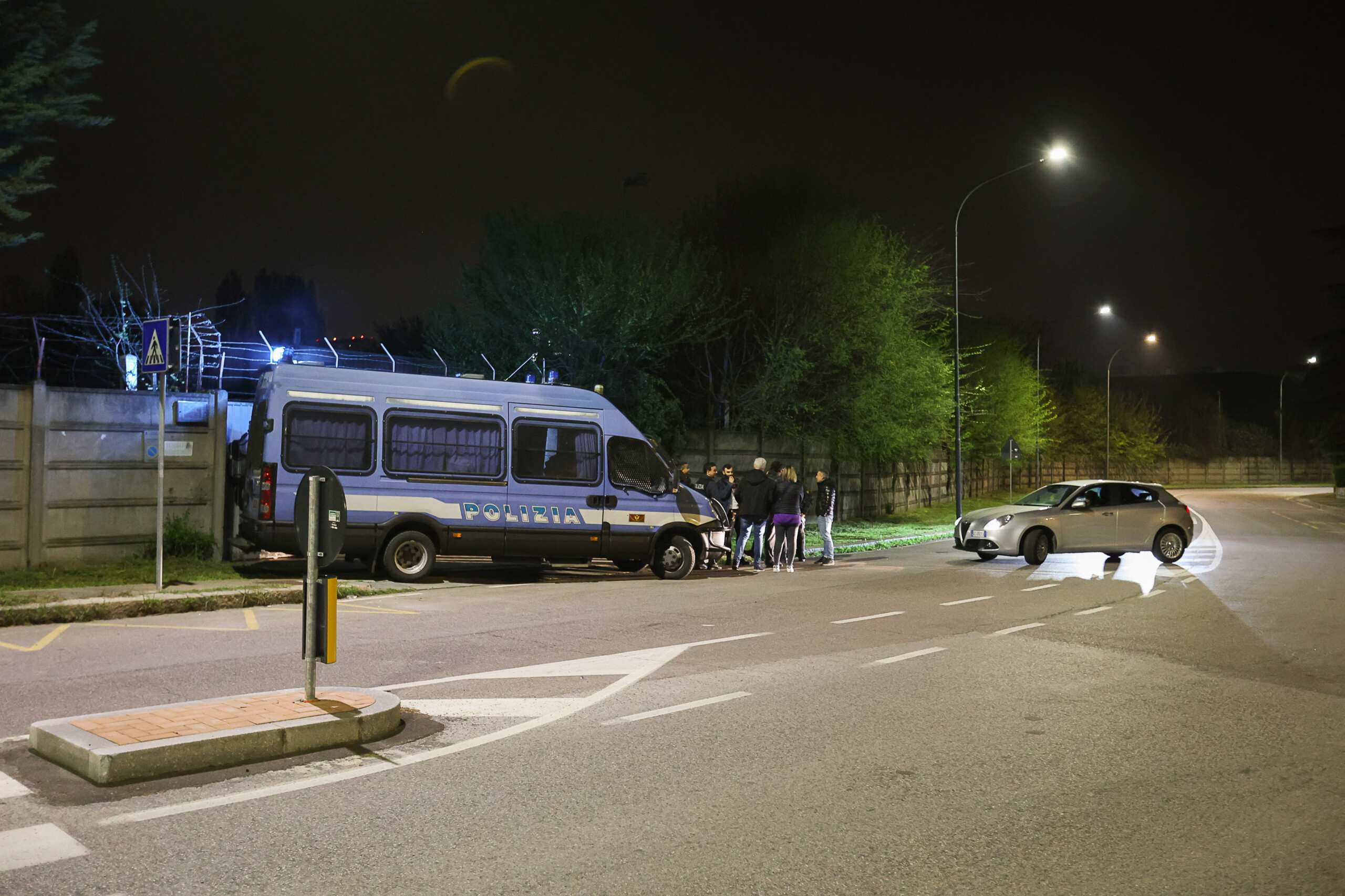 reggio de calabre une rave illegale a bagnara calabra interrompue par les carabiniers scaled