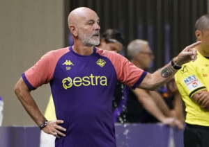 fiorentina pioli prets pour la conference nous avons des idees et un style de jeu