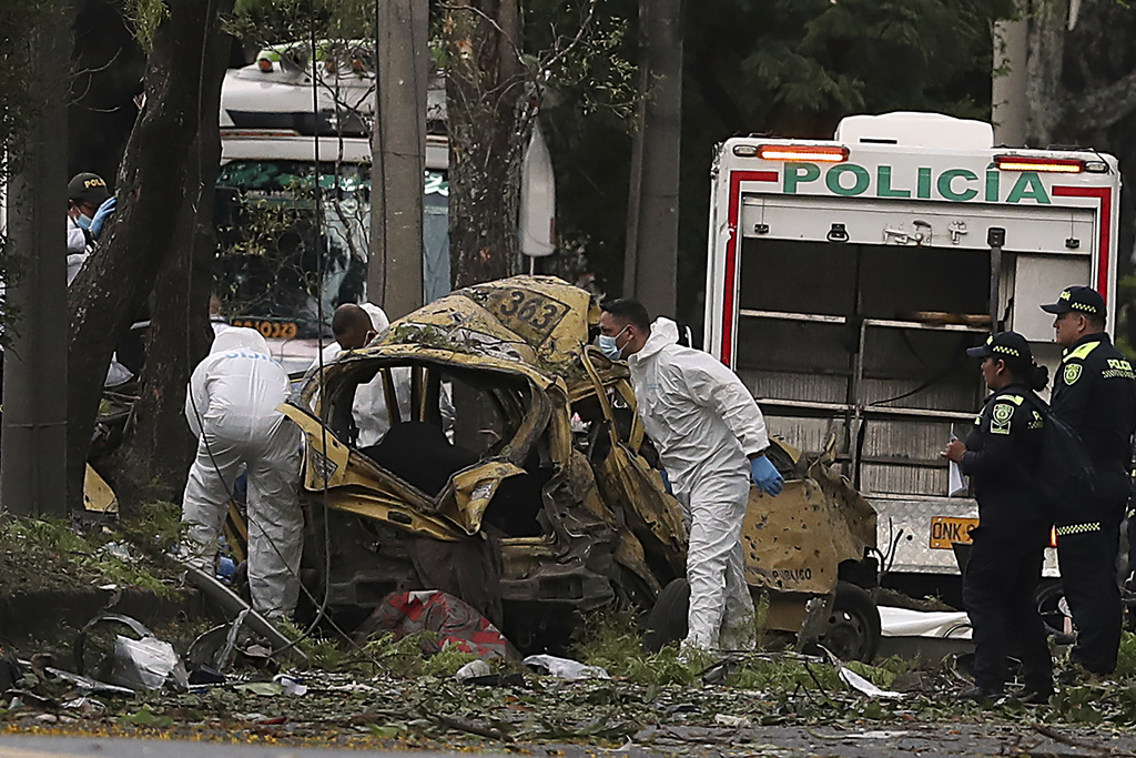 colombie le bilan des attentats seleve a 17 morts
