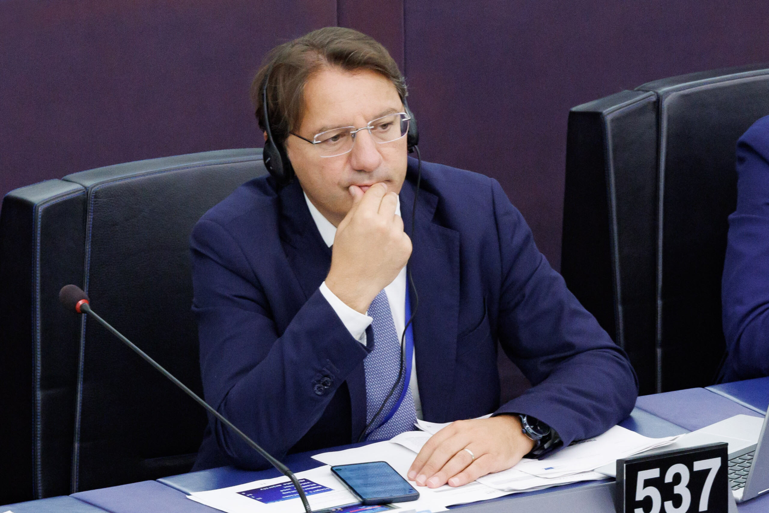 calabre tridico il faut un tournant nous allons lancer le revenu de dignite avec des fonds europeens scaled