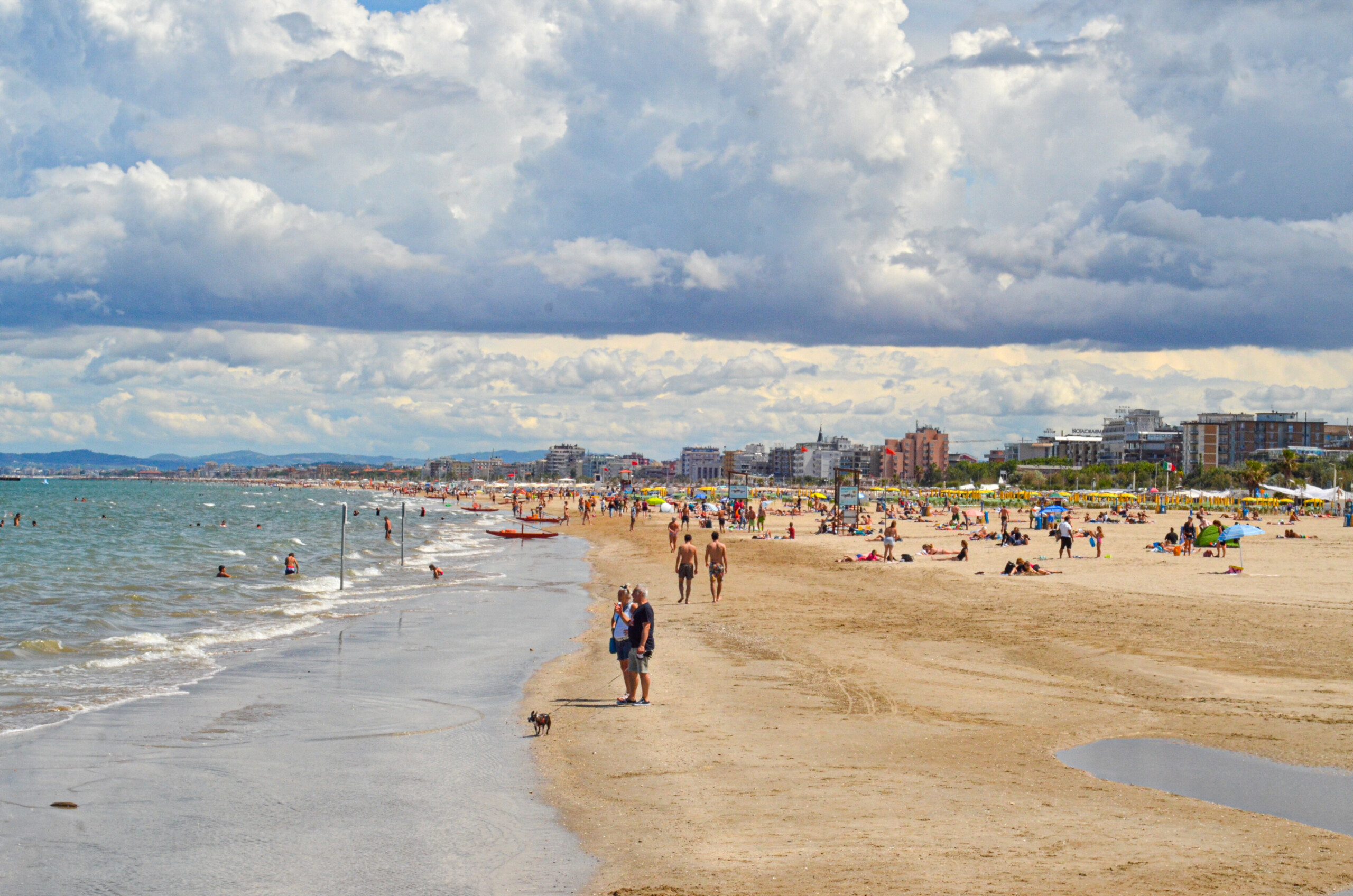 mauvais temps en romagne la region plages deja toutes ouvertes et operationnelles scaled